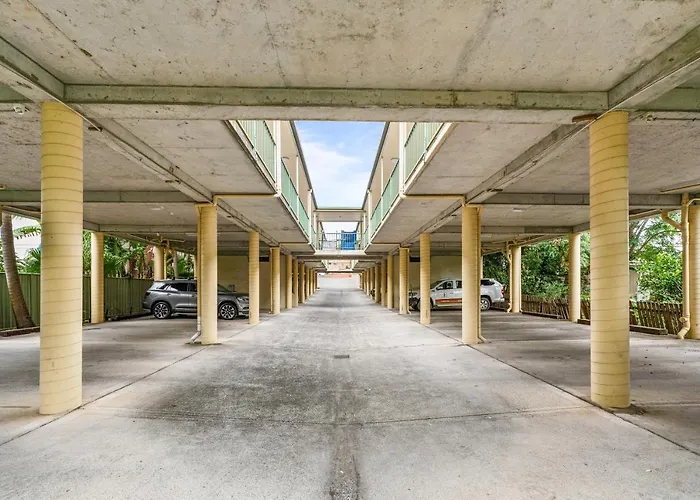 Bent Street Motor Inn
